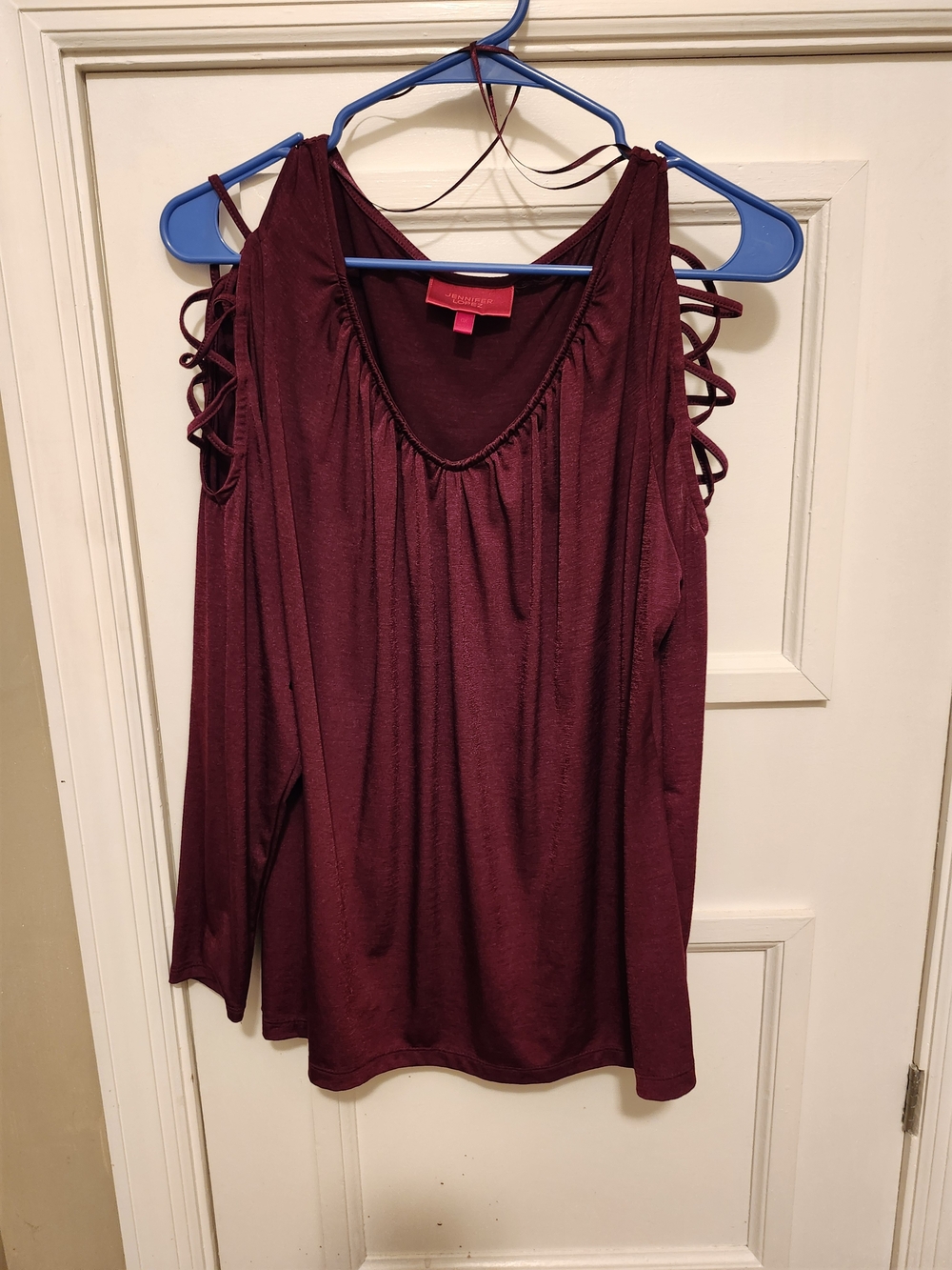 Jennifer Lopez Maroon Cold-Shoulder Long Sleeve Top